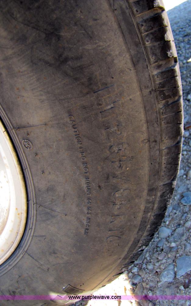 image for item 3622 2001 Ford F250 Super Duty pickup truck