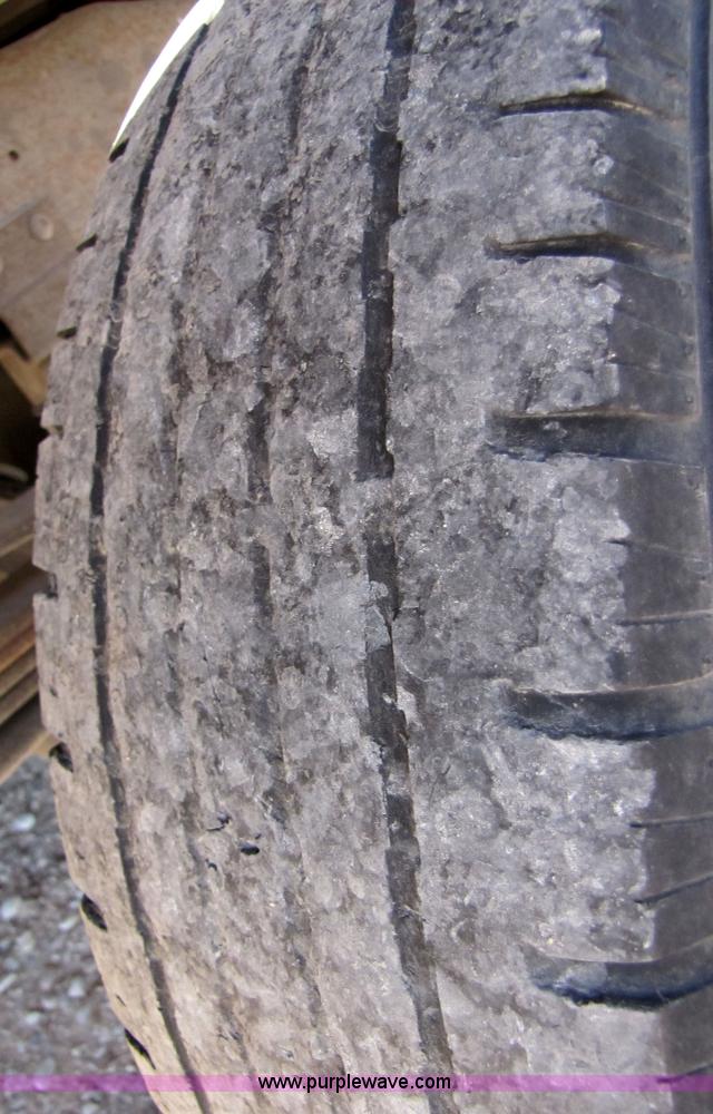 image for item 3622 2001 Ford F250 Super Duty pickup truck