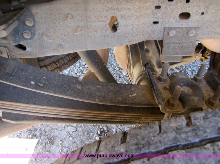 image for item 3622 2001 Ford F250 Super Duty pickup truck