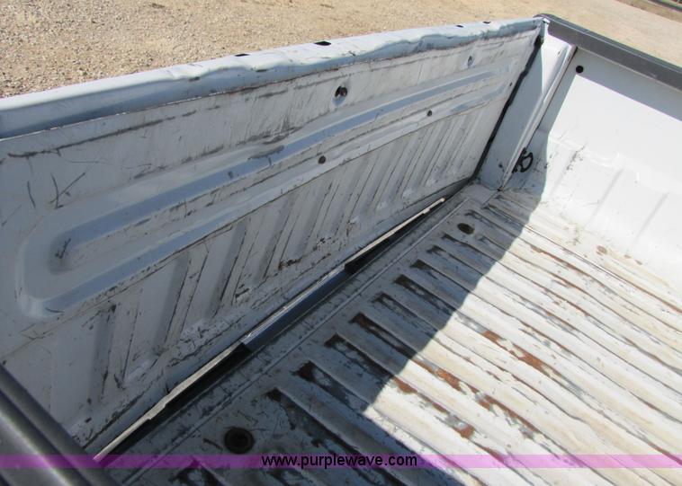 image for item 3622 2001 Ford F250 Super Duty pickup truck