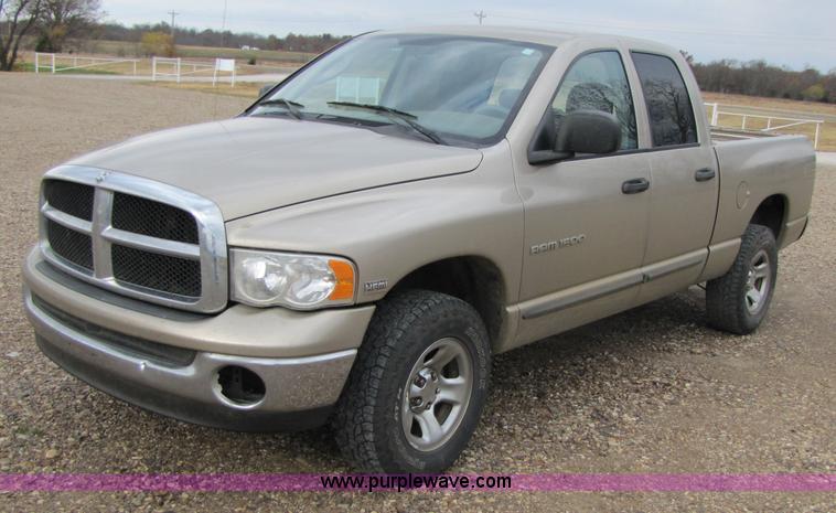 image for item 3624 2004 Dodge Ram 1500 Quad pickup truck