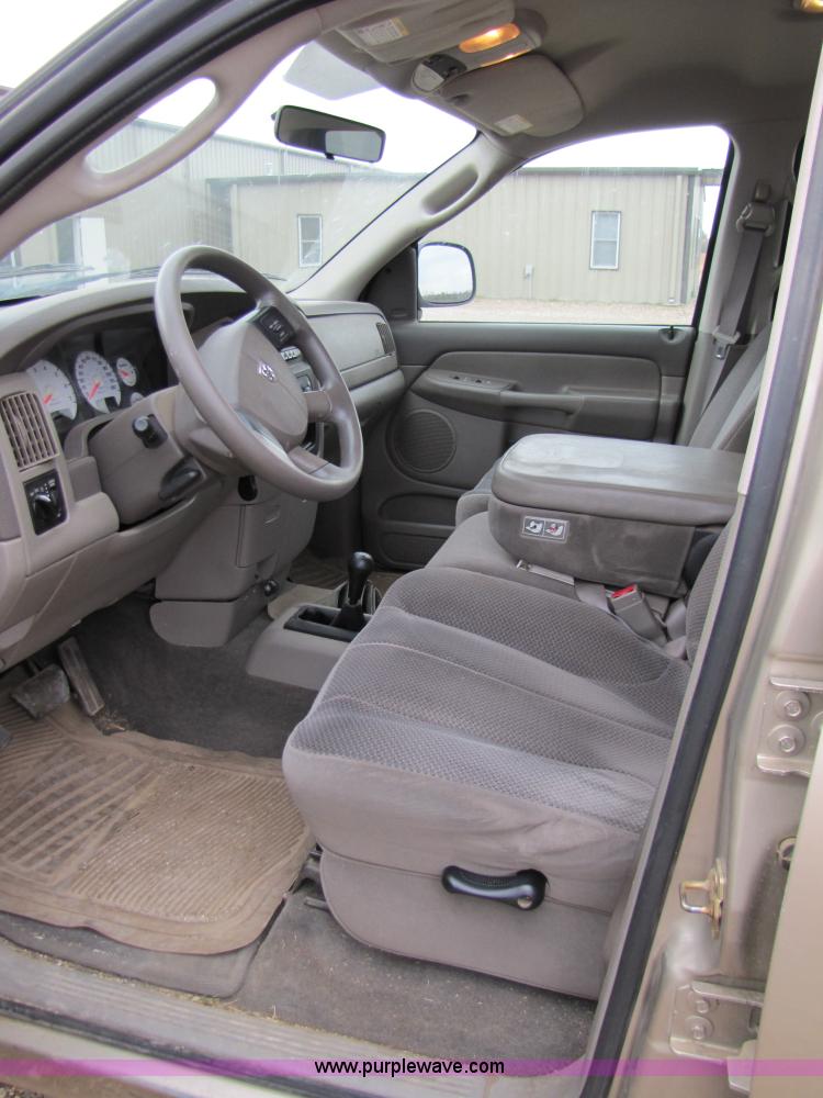 image for item 3624 2004 Dodge Ram 1500 Quad pickup truck