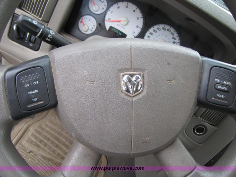 image for item 3624 2004 Dodge Ram 1500 Quad pickup truck