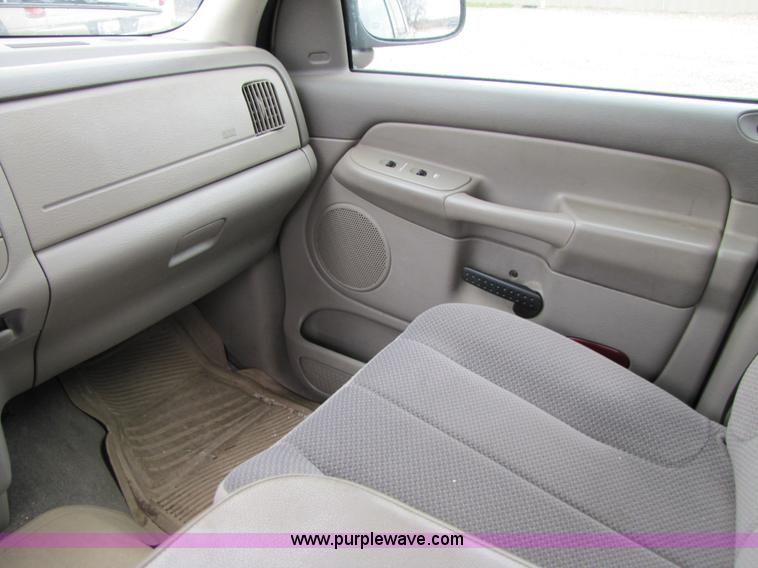 image for item 3624 2004 Dodge Ram 1500 Quad pickup truck