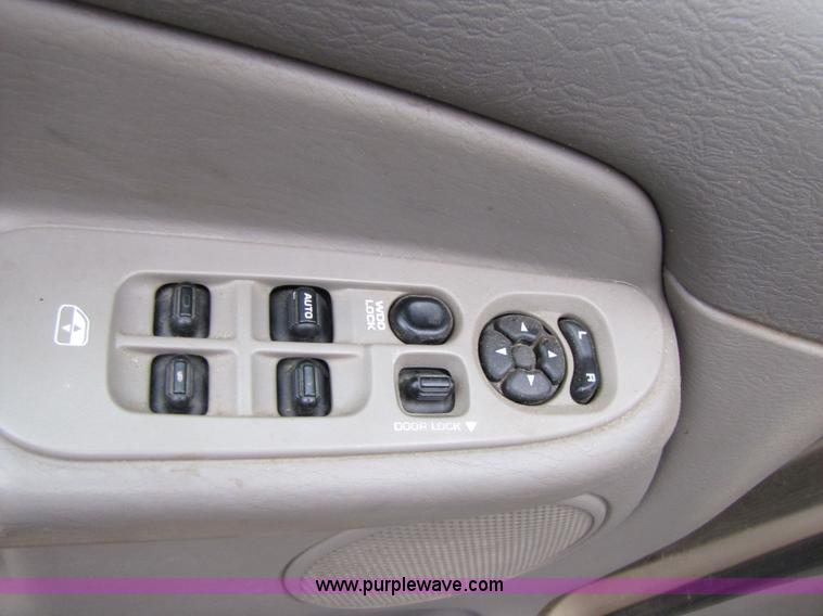 image for item 3624 2004 Dodge Ram 1500 Quad pickup truck