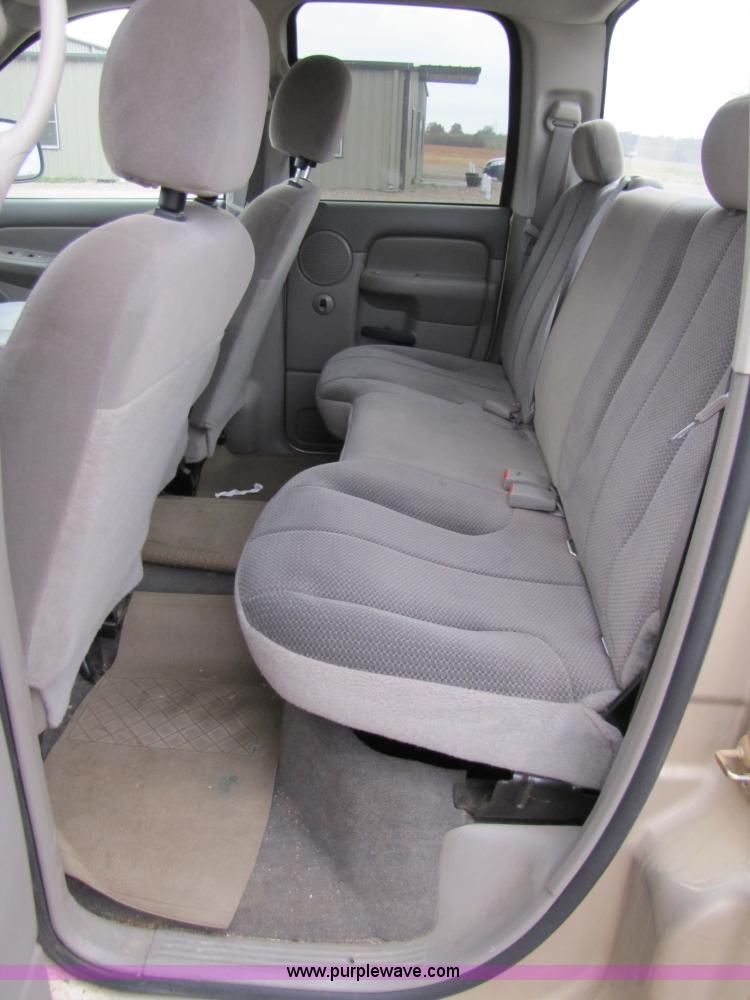 image for item 3624 2004 Dodge Ram 1500 Quad pickup truck