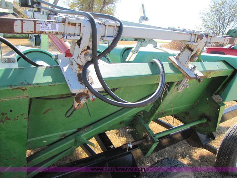 image for item 3626 Hitchcock hydraulic row crop reel