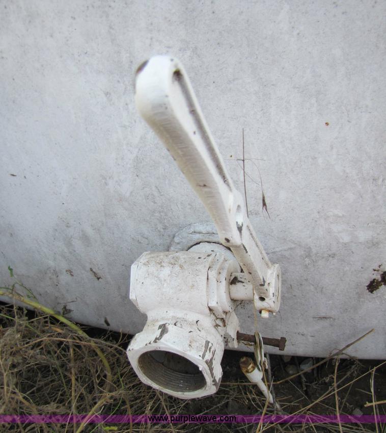 image for item 3628 10,000-gallon fuel tank with skids