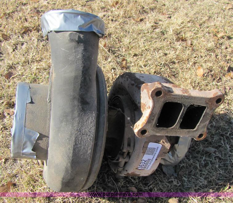 image for item 3632 Holset HT-60 turbo