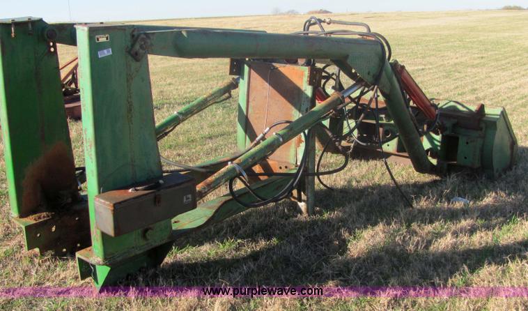 image for item 6699 Tractor loader