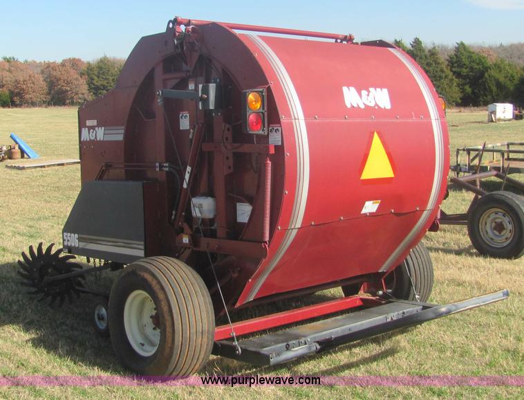 image for item 6712 M And W 5506 round baler