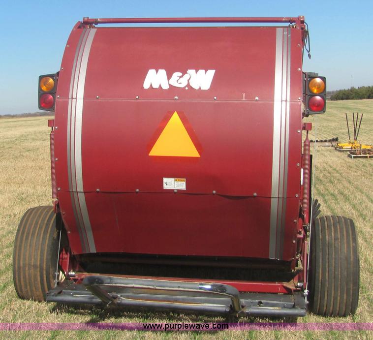 image for item 6712 M And W 5506 round baler