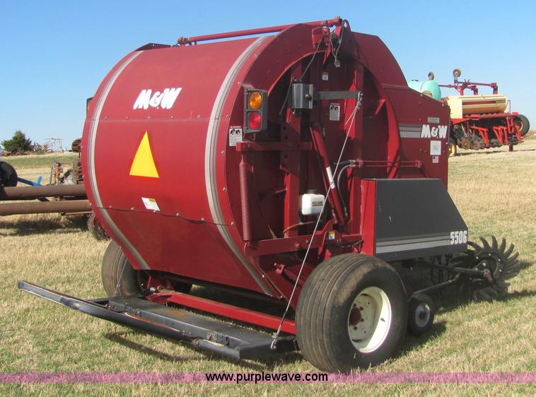 image for item 6712 M And W 5506 round baler