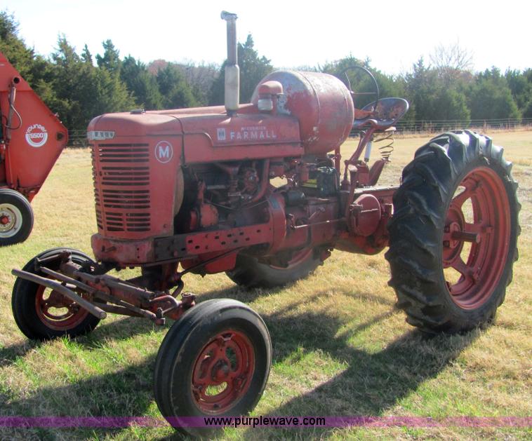 image for item 6723 Farmall M tractor