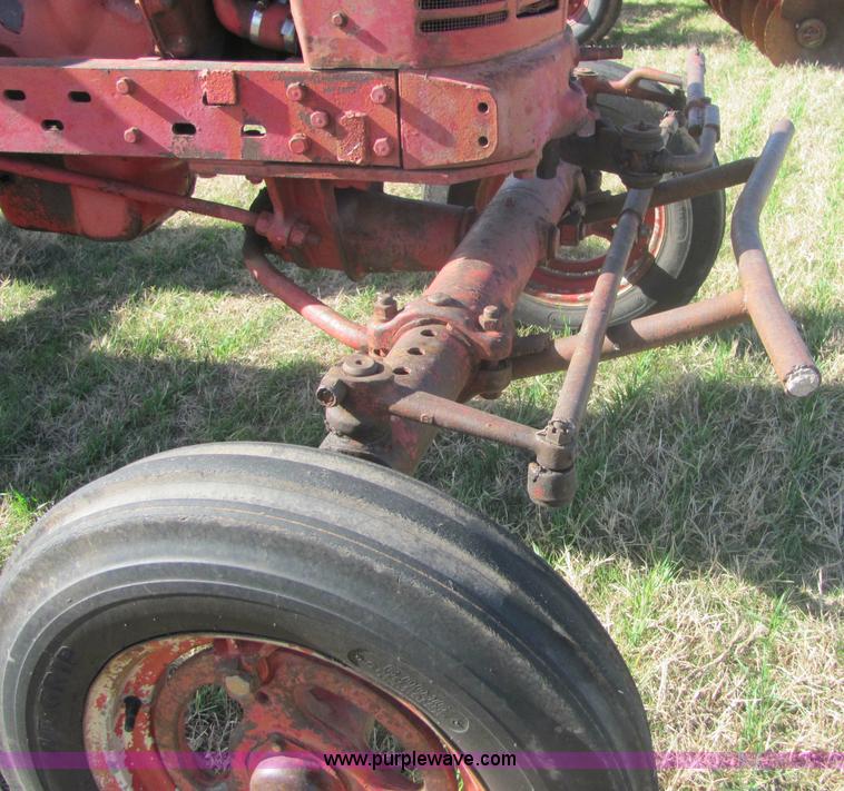 image for item 6723 Farmall M tractor
