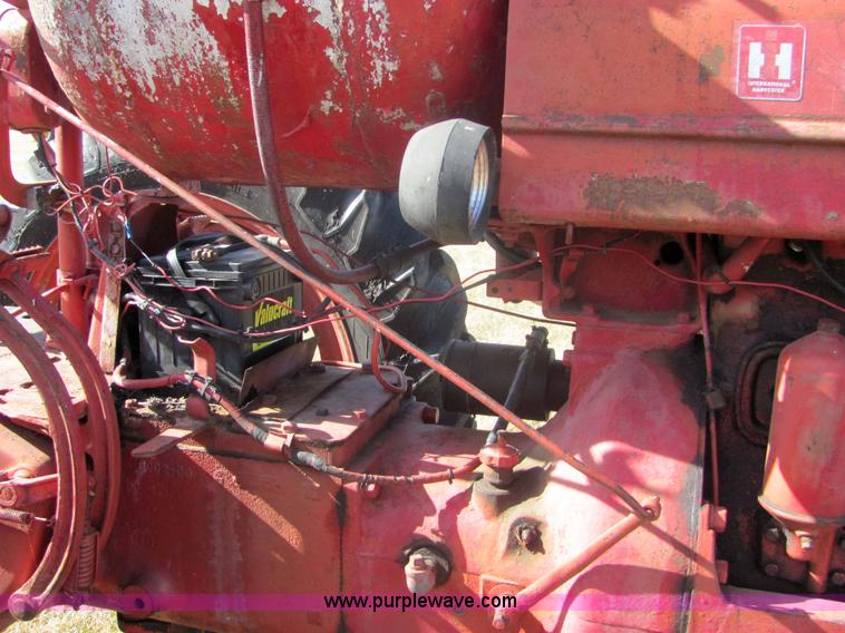 image for item 6723 Farmall M tractor