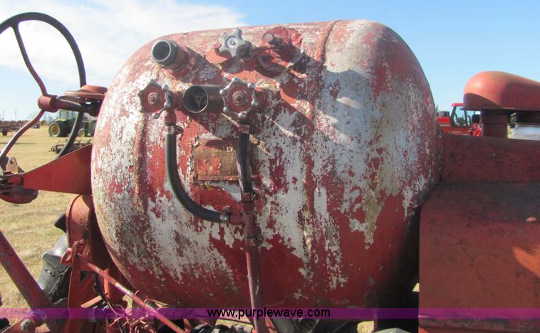 image for item 6723 Farmall M tractor