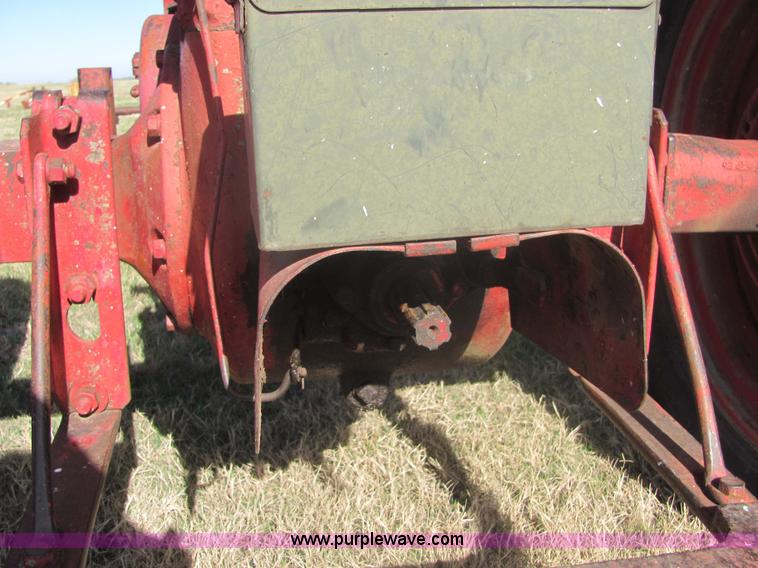 image for item 6723 Farmall M tractor