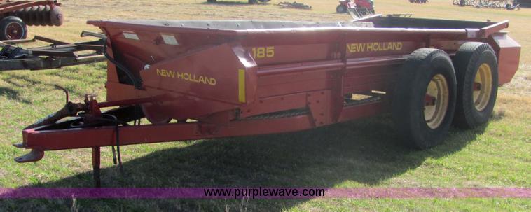 image for item 6726 New Holland 185 manure spreader
