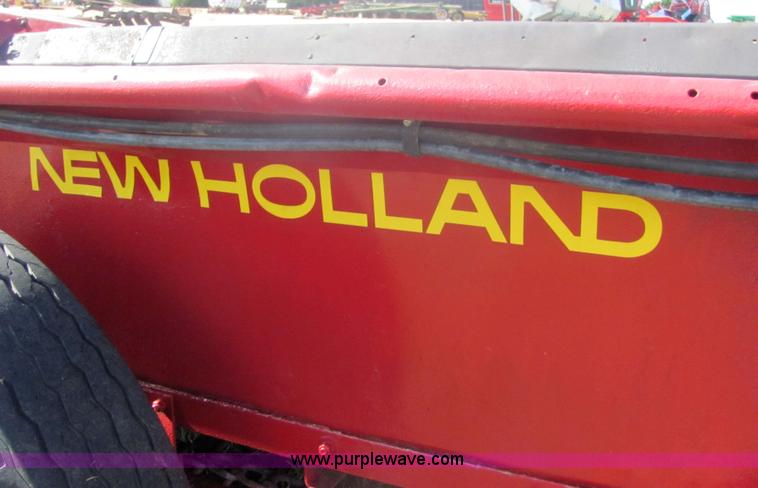 image for item 6726 New Holland 185 manure spreader