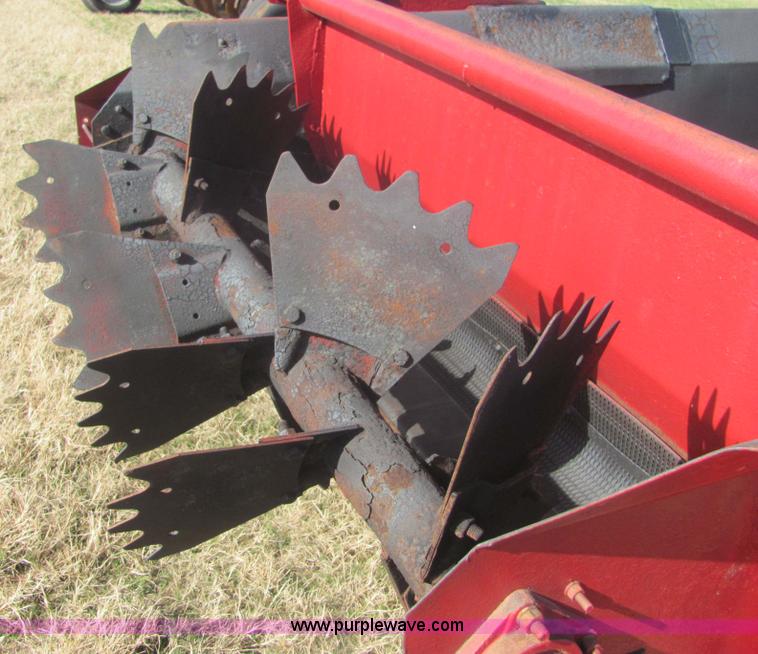 image for item 6726 New Holland 185 manure spreader
