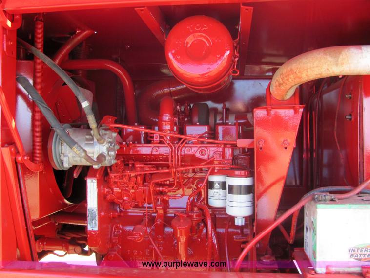 image for item 6730 Case International 8840 self-propelled swather