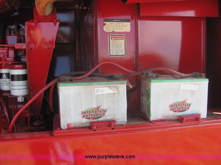 image for item 6730 Case International 8840 self-propelled swather