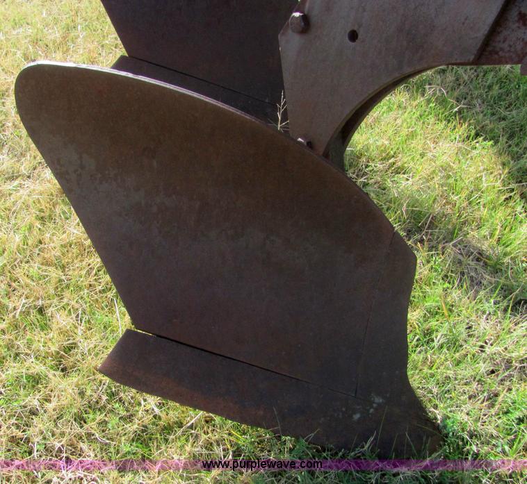 image for item 6740 Oliver five-bottom plow
