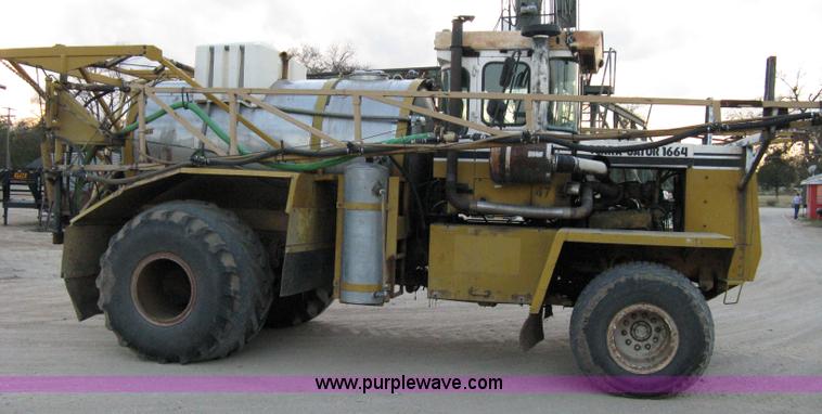 image for item 8059 1984 Ag-Chem 1664 self-propelled sprayer