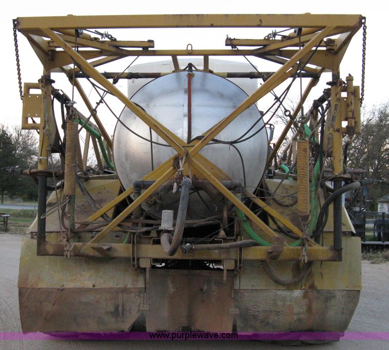 image for item 8059 1984 Ag-Chem 1664 self-propelled sprayer