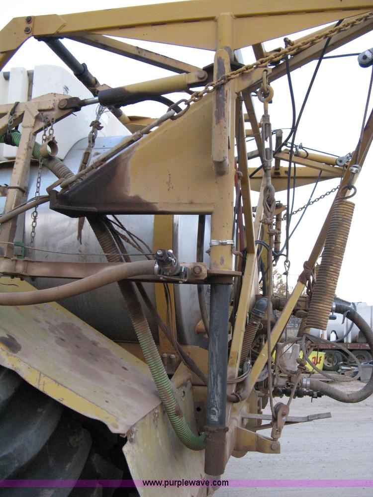 image for item 8059 1984 Ag-Chem 1664 self-propelled sprayer