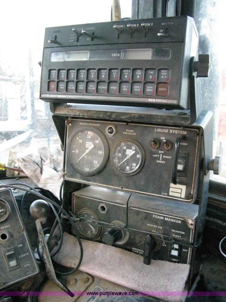 image for item 8059 1984 Ag-Chem 1664 self-propelled sprayer