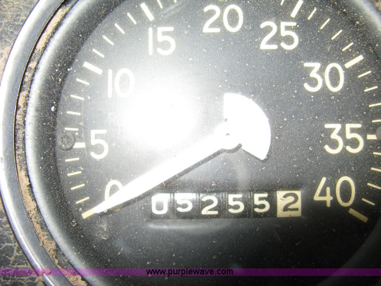 image for item 8059 1984 Ag-Chem 1664 self-propelled sprayer