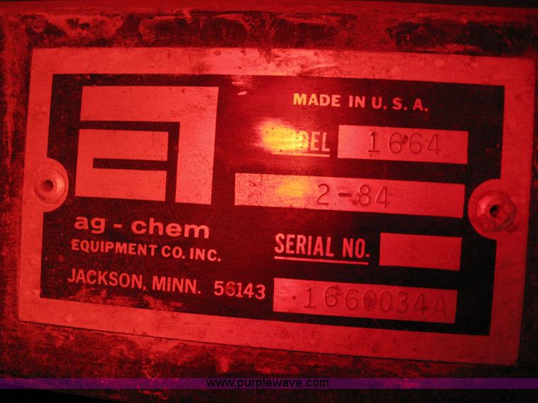 image for item 8059 1984 Ag-Chem 1664 self-propelled sprayer