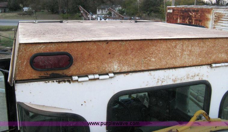 image for item 8059 1984 Ag-Chem 1664 self-propelled sprayer