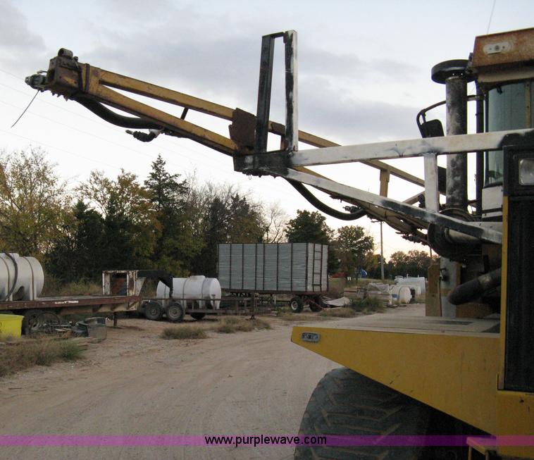 image for item 8059 1984 Ag-Chem 1664 self-propelled sprayer