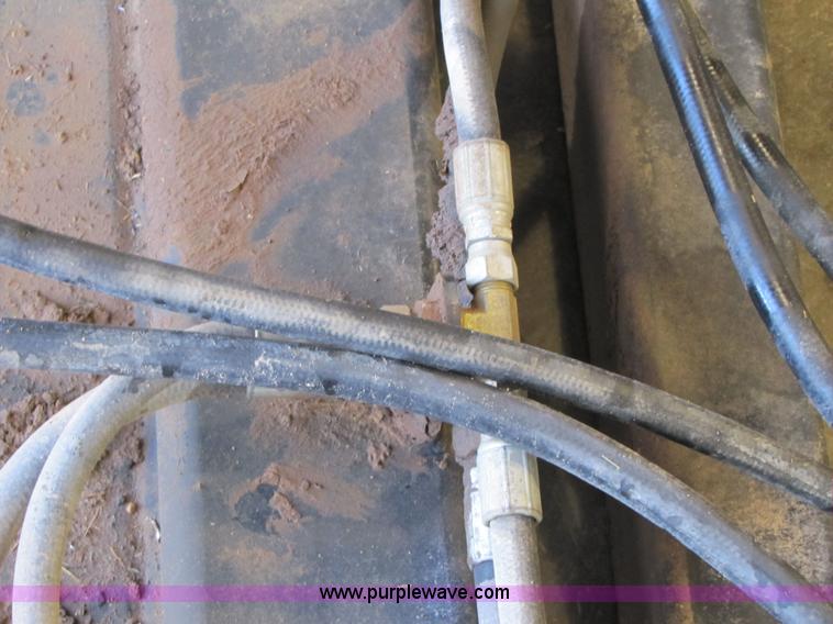 image for item 8244 2005 Grouser 4100 two way blade