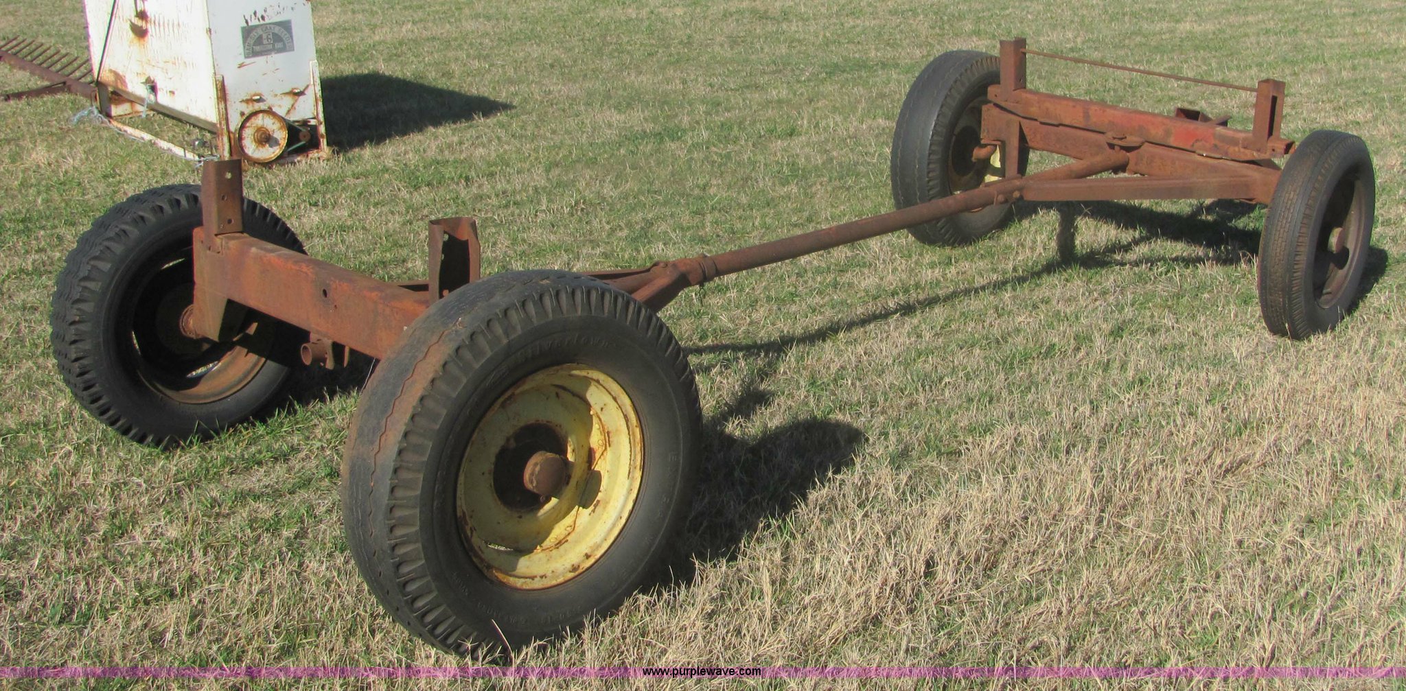 Four wheel running gear in Guthrie, OK Item 6696 sold Purple Wave