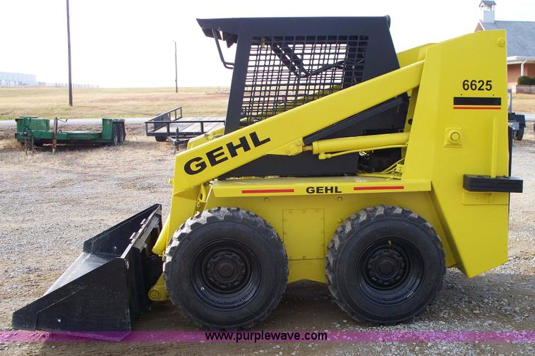 image for item 1200 Gehl 6625 skid steer