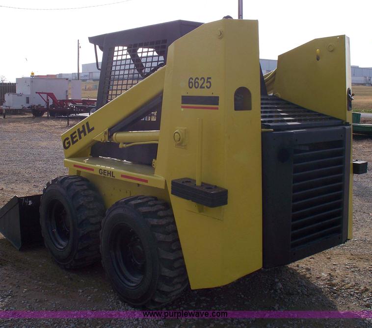 image for item 1200 Gehl 6625 skid steer