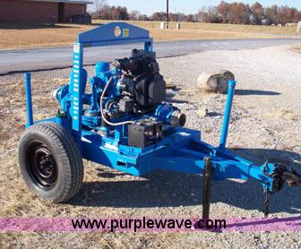 image for item 1495 Thompson 4" double diaphragm pump