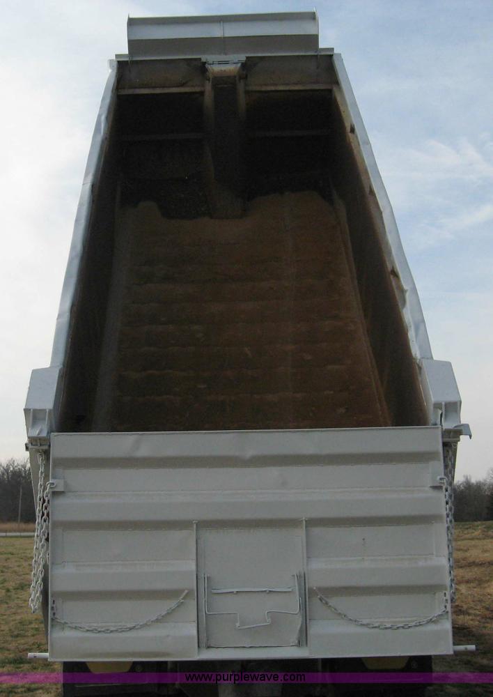 image for item 1703 1991 International Series 9400 dump truck