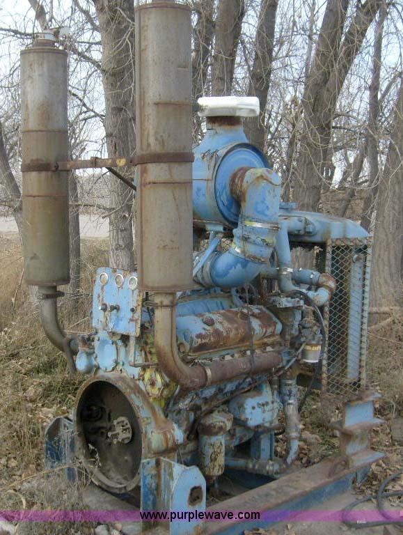 image for item 1710 Detroit Diesel 318 power unit