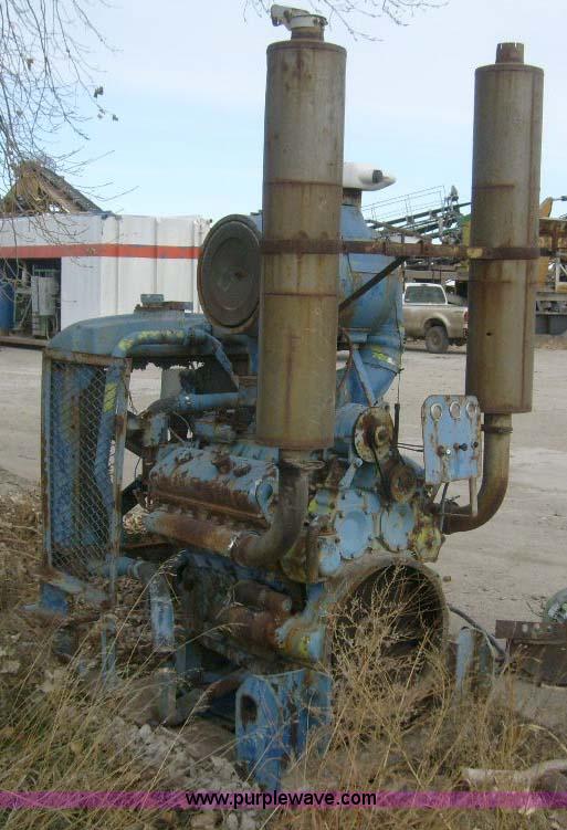 image for item 1710 Detroit Diesel 318 power unit