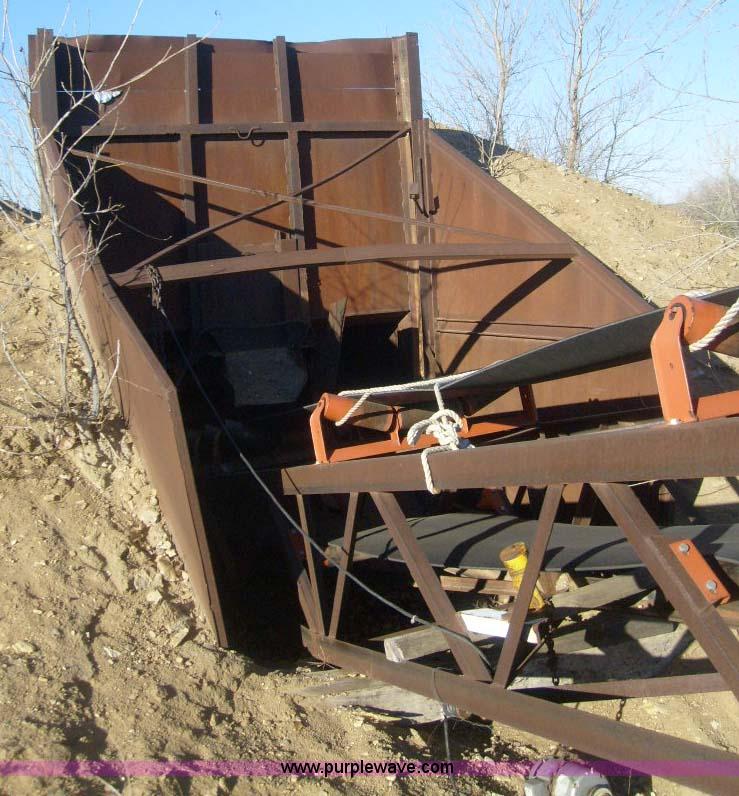 image for item 1712 Reciprocating plate feeder with dozer trap and gear reducer