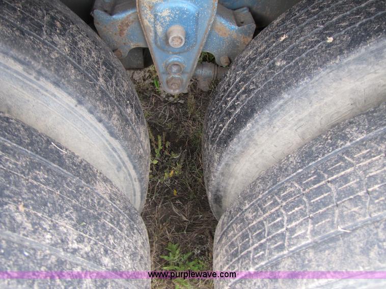 image for item 3599 2000 Lufkin FL-II-ST 48' flatbed trailer