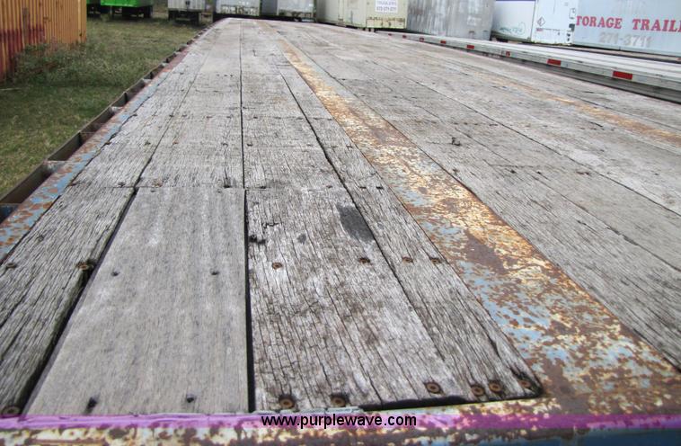 image for item 3599 2000 Lufkin FL-II-ST 48' flatbed trailer