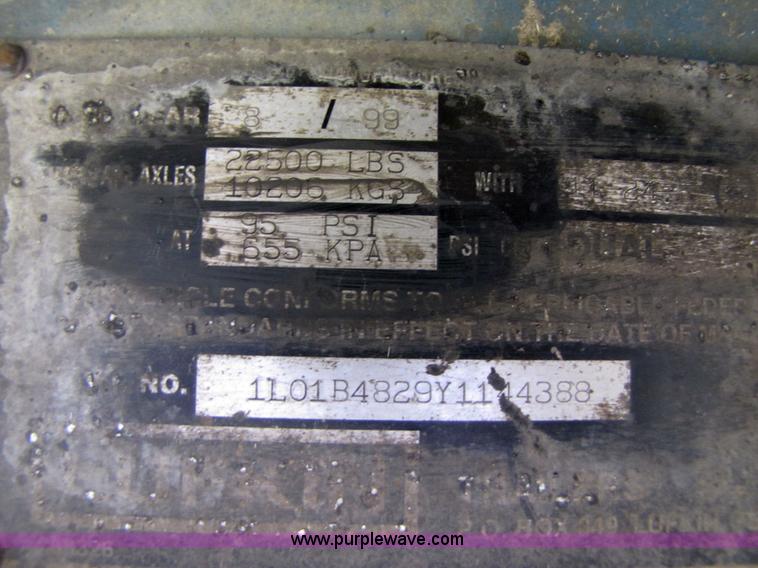 image for item 3599 2000 Lufkin FL-II-ST 48' flatbed trailer