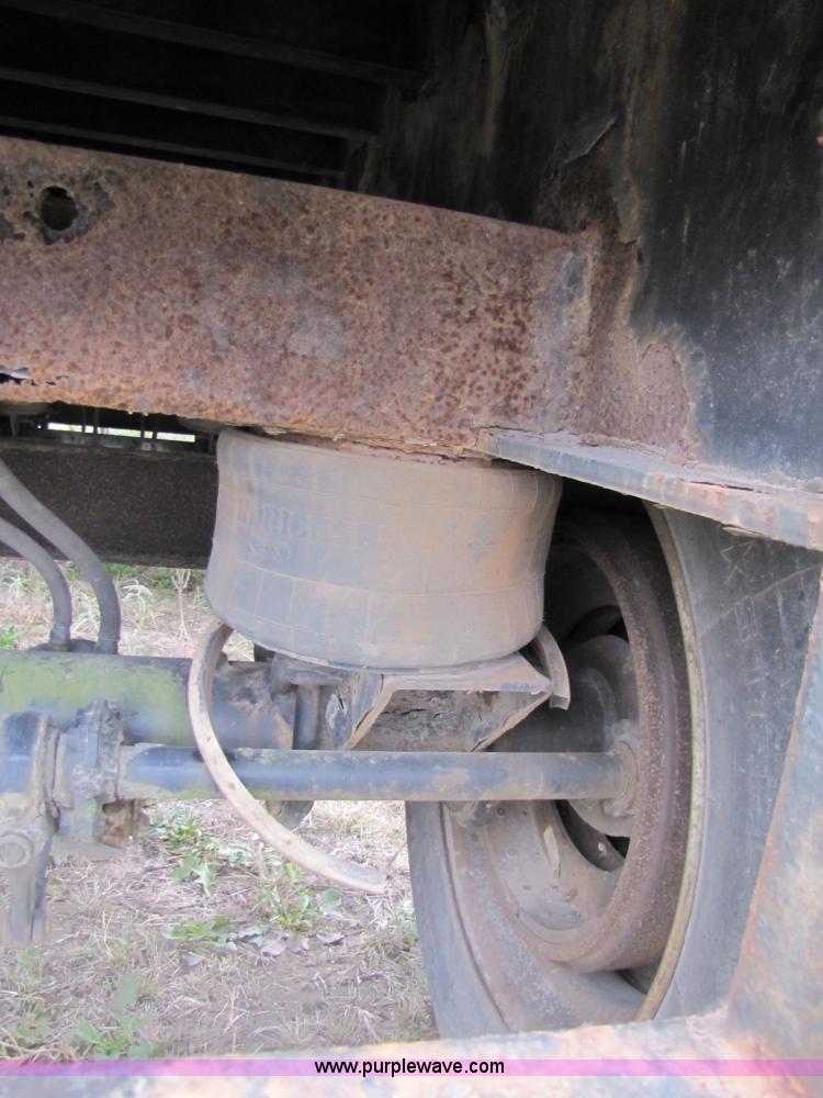 image for item 3601 1992 Transcraft 48' flatbed trailer