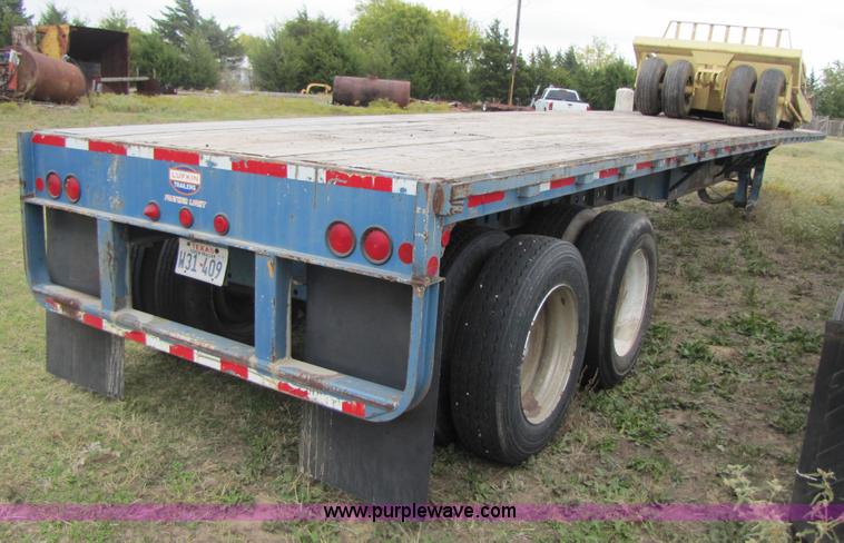 image for item 3602 2000 Lufkin FL-II-ST 48' flatbed trailer